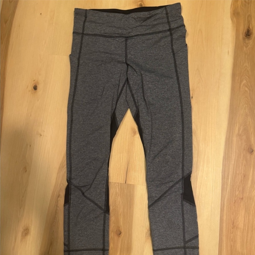 Lululemon Pace Rival Crop 22" Legging Size 6 - Picture 3 of 6